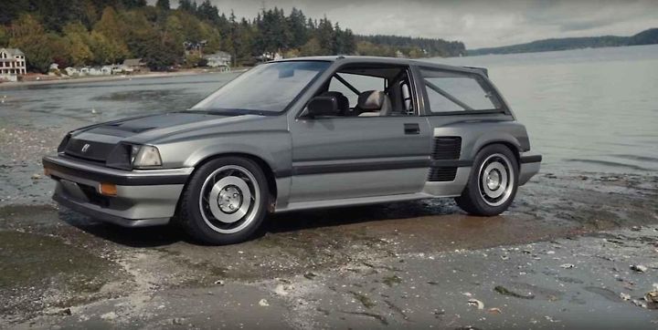 Šestiválcový Civic třetí generace s motorem z NSX