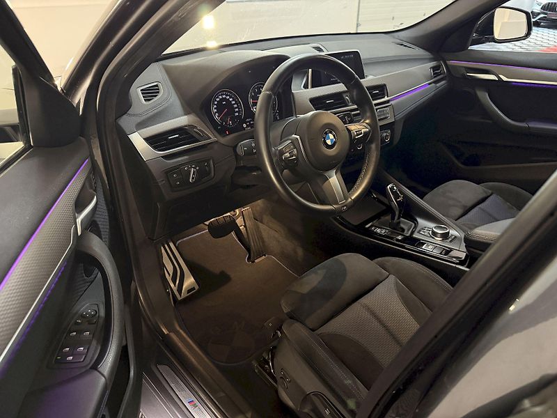 BMW X2 xDrive20i M-Sport LED 1.Maj - fotka 19 z 36
