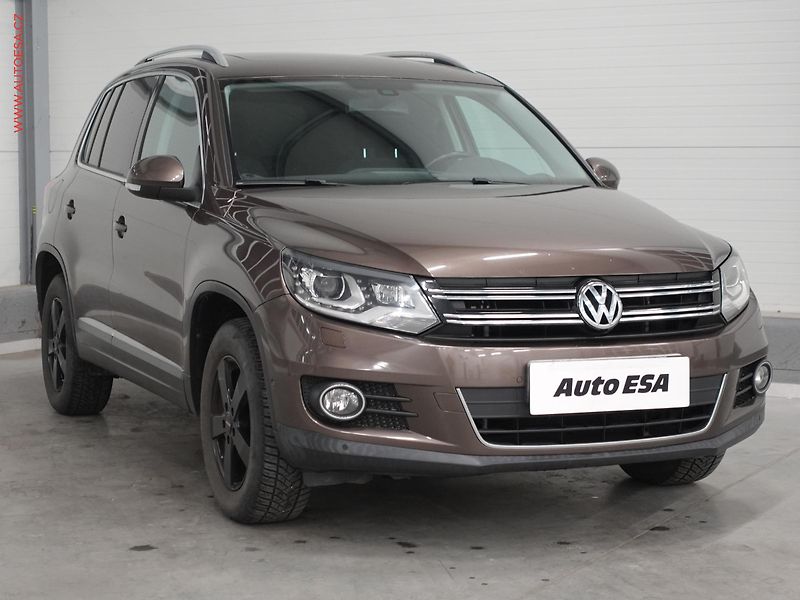 Volkswagen Tiguan (2012) 1.4TSi, Spoert, bixen, panor - fotografie inzerátu