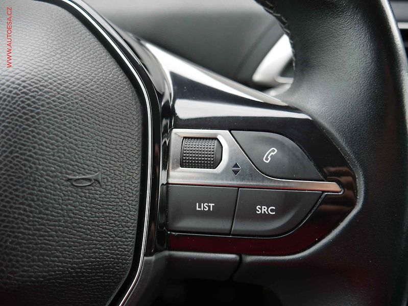 Peugeot 3008 (2018) 1.5HDi, 1.maj,ČR, Active, TZ - fotka 15 z 18