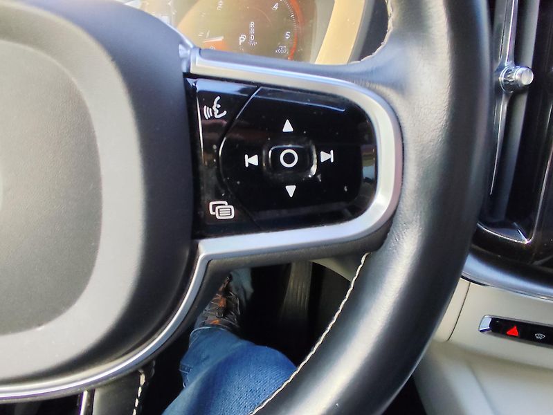 Volvo XC60 (2020) XC 60,aut., - fotka 10 z 32