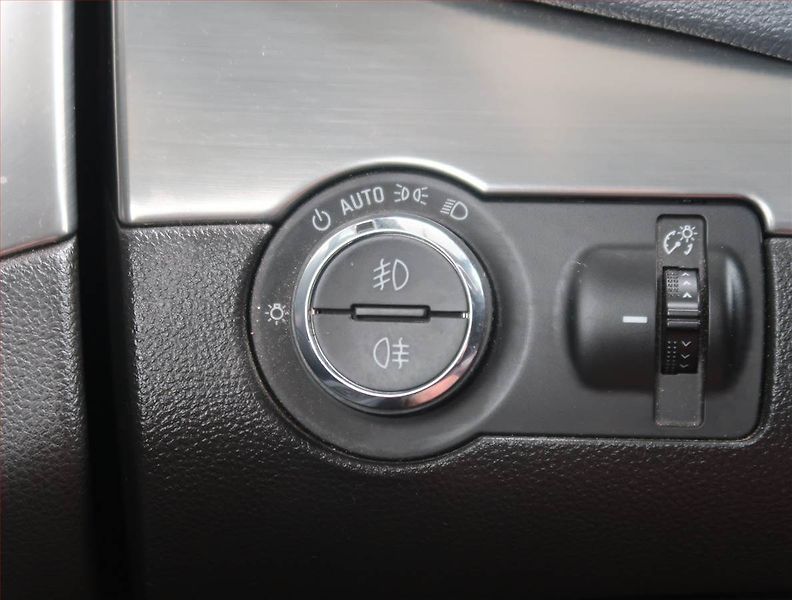 Opel Mokka (2015) Cosmo 1.4 Turbo, Automat - fotka 17 z 20