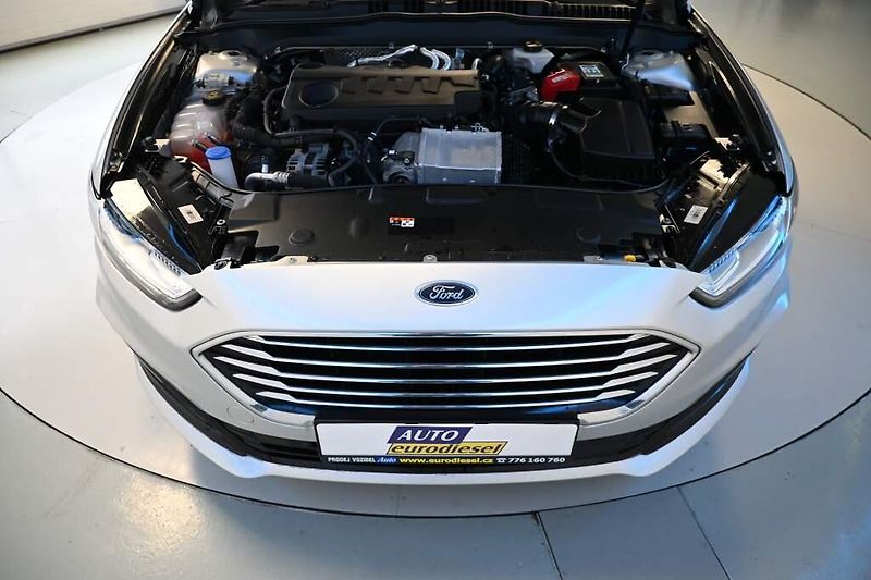 Ford Mondeo (2022) 2.0 LED SONY Tažné Kamera 8AT - fotka 33 z 37