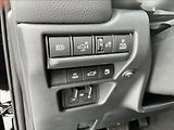 Toyota Land Cruiser 2,4 iFORCE MAX HEV Premium - náhled 31