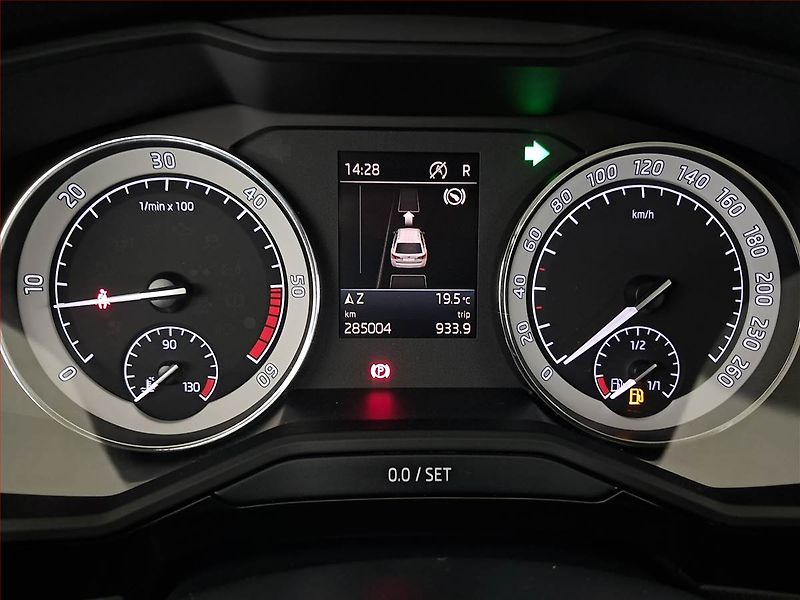 Škoda Superb (2019) Laurin&Klement 2.0 TDI, 4X4 - fotka 25 z 28