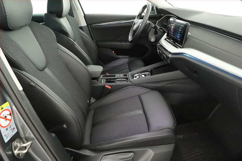 Škoda Octavia (2023) Style Plus 2.0 TDI - fotka 7 z 20