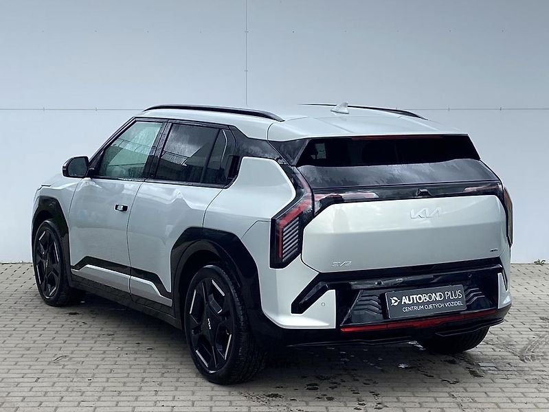 Kia EV3 81kWh GT-Line - fotka 7 z 25