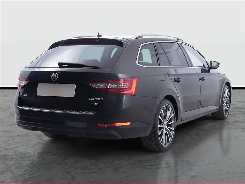 Škoda Superb (2017) Laurin&Klement 2.0 TDI 4x4 - fotka 5 z 24