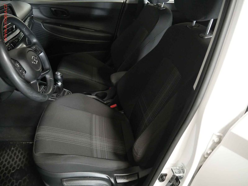 Hyundai Bayon (2024) 1.2MPi, 1.maj,ČR, AC, park - fotka 9 z 16