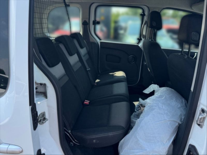 Renault Kangoo 1,5 BdCi 95 Zen 5d - fotka 7 z 10