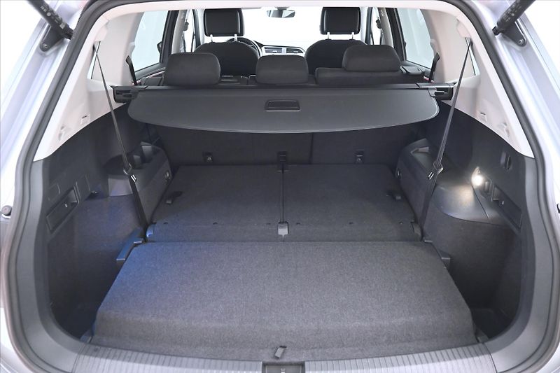 Volkswagen Tiguan Allspace 2,0 TDI 110kW DSG 7Míst Záruka - fotka 10 z 32