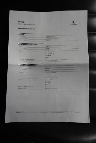 Škoda Superb 1.5 TSI 110kW STYLE TOP SERVIS - fotka 31 z 35