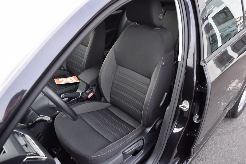 Škoda Octavia (2018) 1.4TSI 110kw AMBITION NAVI APP - fotka 19 z 47