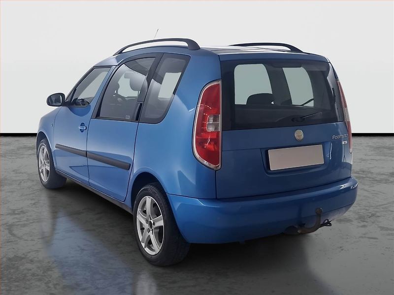 Škoda Roomster (2008) Style 1.4 16V - fotka 4 z 16