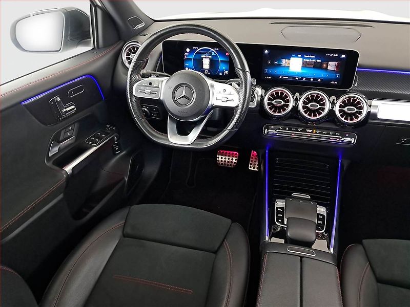 Mercedes-Benz GLB (2020) 250 - fotka 7 z 24
