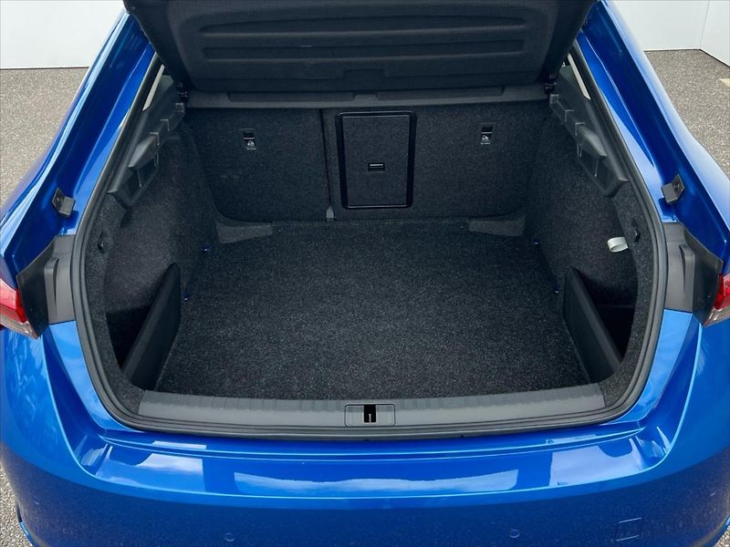 Škoda Octavia 1,5 TSi 85 kW SELECTION  IV. R - fotka 14 z 26