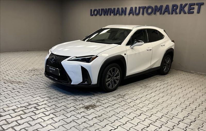 Lexus UX 300h 300H 2,0 HEV F SPORT DESIGN - fotka 1 z 17
