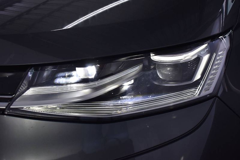 Volkswagen Multivan (2024) 2.0TDI 110kW DSG, LED - fotka 22 z 25