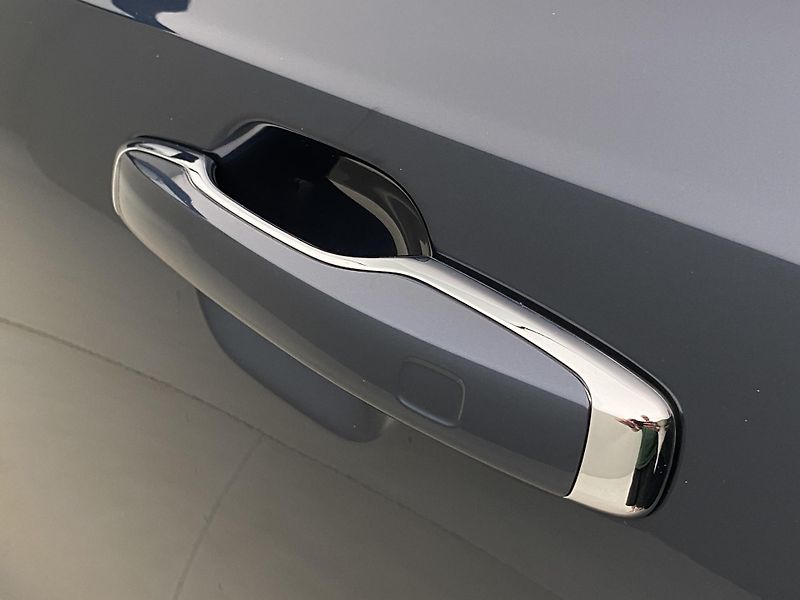 Volvo XC90 B5 AWD PLUS BRIGHT AUT CZ - fotka 55 z 58