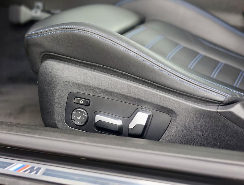 BMW M2 (2022) 40i xDrive Coupé - fotka 23 z 39