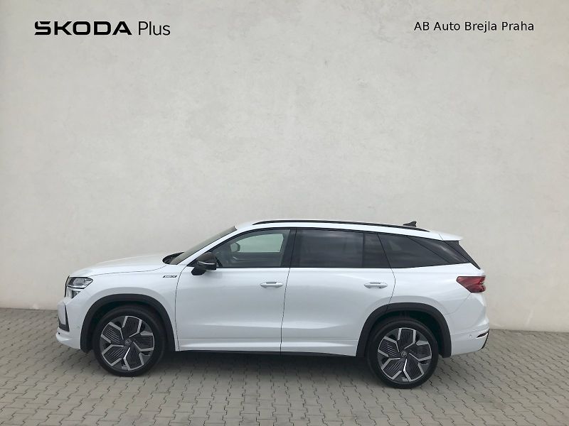 Škoda Kodiaq (2025) SPORTLINE 4X4 TD 142/2.0 A7A - fotka 3 z 28