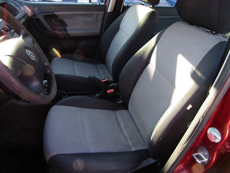 Škoda Fabia (2008) 1.2 HTP, ČR, STK1/28 - fotka 9 z 12