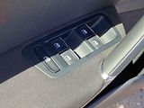 Volkswagen Golf (2018) 1.4 TSi, R-Line, navi, LED - náhled 11