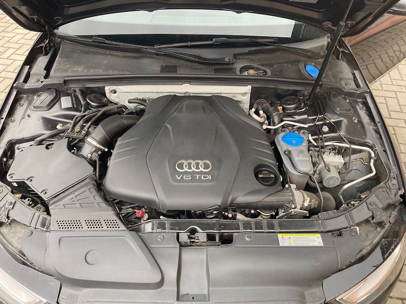 Audi A4 (2013) 3.0 TDI - fotka 7 z 8