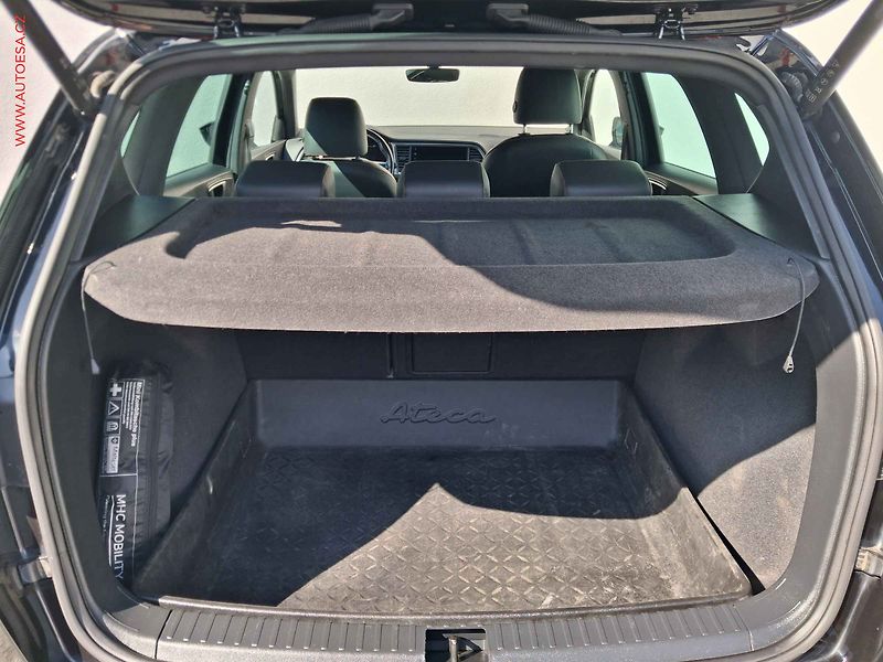 Seat Ateca (2023) 2.0 TDi, FR, DSG, LED, +ALU - fotka 7 z 22