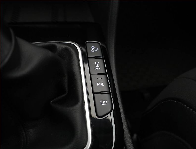 Kia Sportage (2022) 1.6 T-GDI - fotka 18 z 21