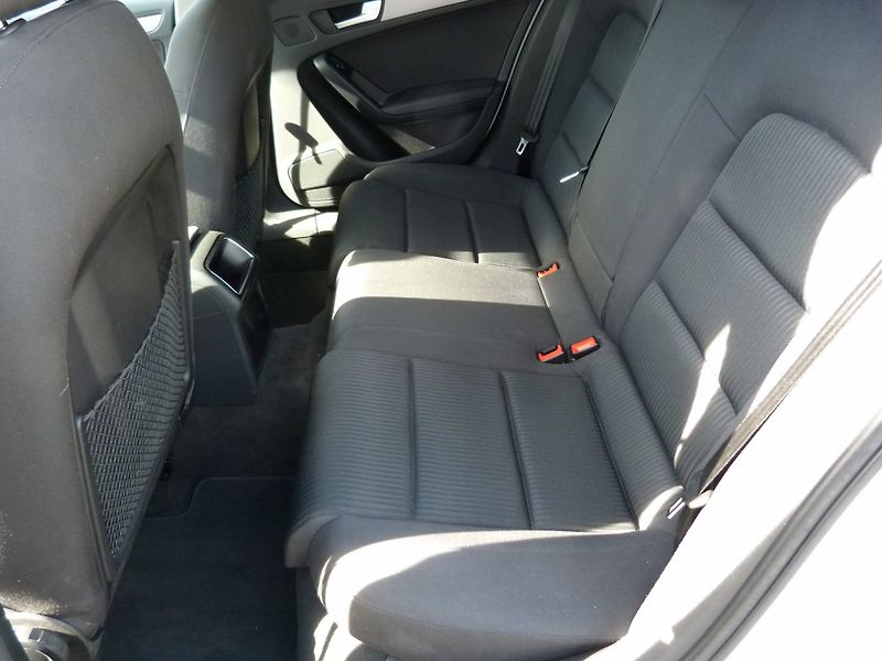 Audi A4 Avant 2.0 Tdi 4x4 - fotka 12 z 22