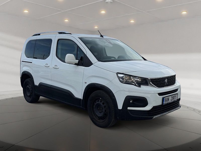Peugeot Rifter (2021) ALLURE 1.5BHDI 96kW TAŽNÉ CZ   - fotka 3 z 11