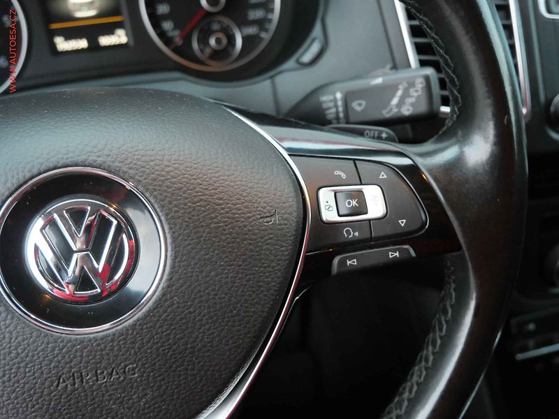Volkswagen Sharan (2015) 2.0TDi, ČR, Highline, DSG - fotka 14 z 25