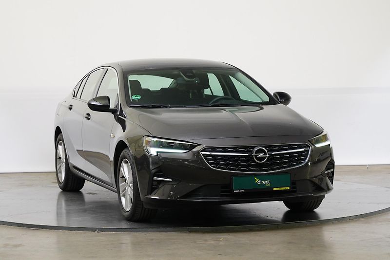 Opel Insignia - fotka 8 z 23