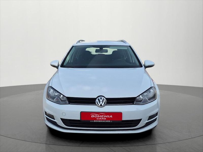 Volkswagen Golf 1,6 TDI DSG COMFORTLINE ČR - fotka 2 z 23
