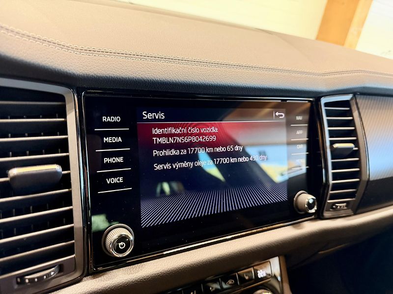 Škoda Kodiaq 2.0 TDi 147 Kw DSG Sportline - fotka 9 z 31