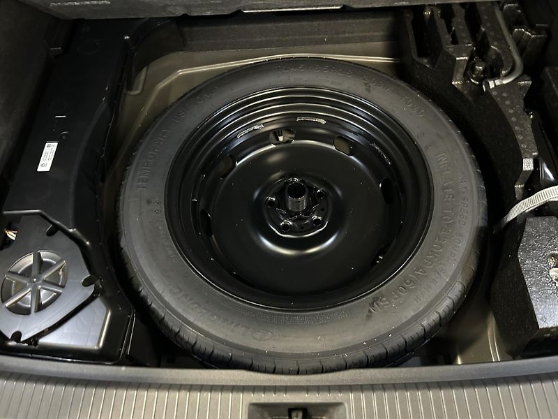 Volkswagen Tiguan (2025) 2.0TDi DSG Matrix REZERVACE - fotka 43 z 51