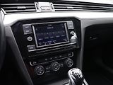 Volkswagen Passat 2,0 TDI 110kW Business Combi - náhled 19