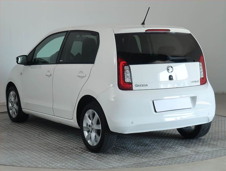 Škoda Citigo (2019) 1.0 MPI, Park. senzory - fotka 4 z 17