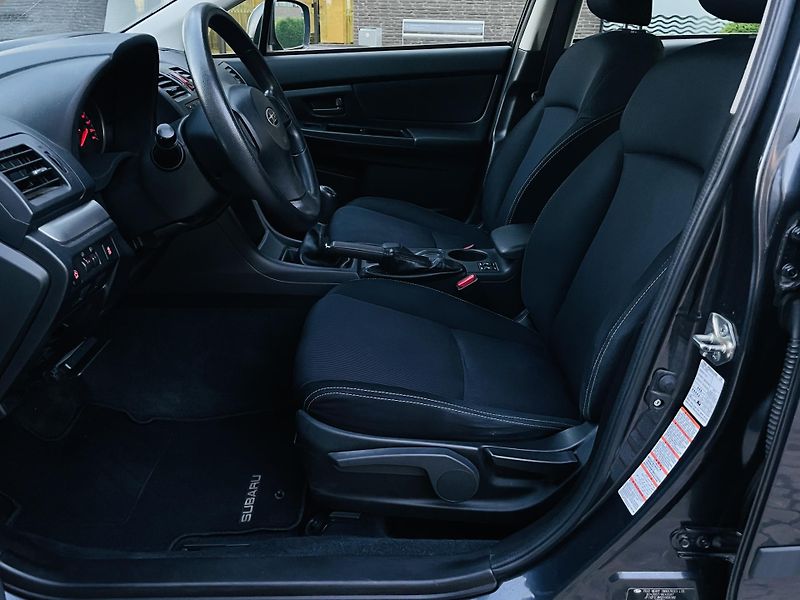 Subaru XV 1.6i 4x4 1MAJ TAŽNÉ SERVISKA - fotka 24 z 36