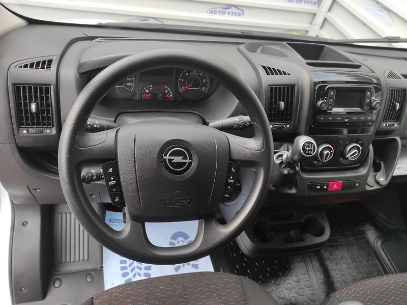 Opel Movano 2,2BHDi L2H1, 7 míst, Vestavba - fotka 10 z 39