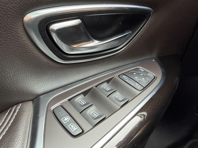 Renault Espace 1.6 DCI 7MÍST LED NAVI 2X KOLA - fotka 16 z 47