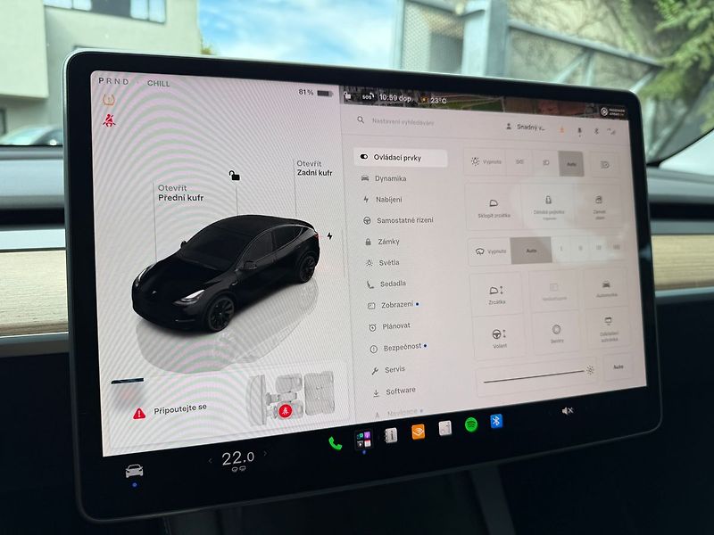 Tesla Model Y Long Range AWD Tažné / záruka - fotka 17 z 40