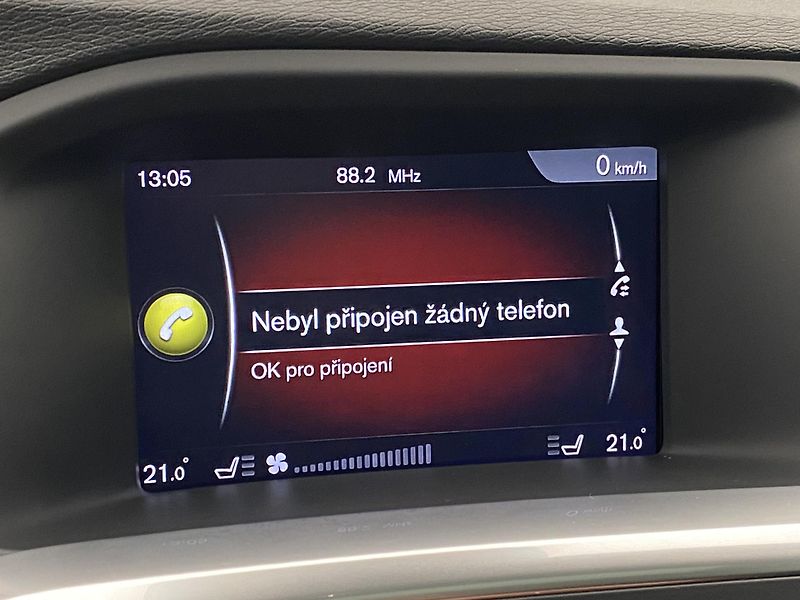 Volvo V60 CC D4 AWD SUMMUM REZERVACE - fotka 39 z 42