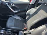 Peugeot 2008 (2017) 1.2FTS 81Kw PureTech Tažné - náhled 17