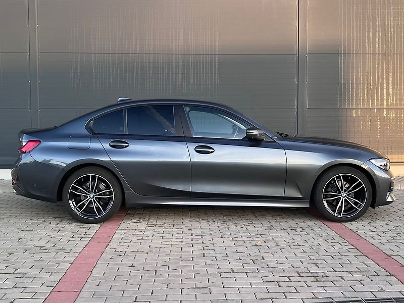 BMW Řada 3 318d-SPORT-LINE 360 KAMERA - fotka 7 z 48