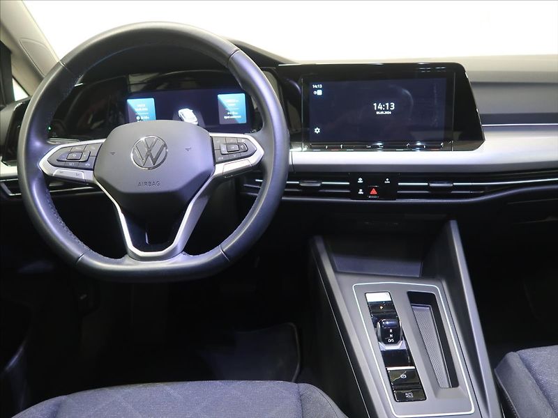 Volkswagen Golf 1,5 TSI EVO Life 1.majitel CZ - fotka 29 z 34