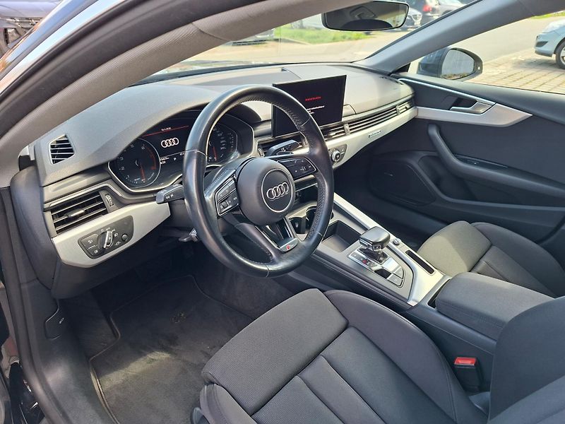 Audi A5 (2020) 2.0 /180kW - fotka 8 z 10