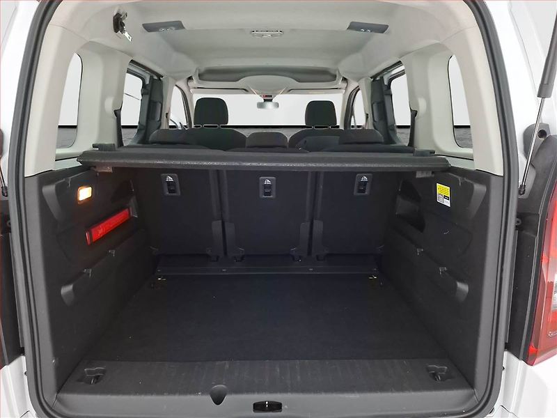 Opel Combo (2023) Edition 1.5 CDTI, 5Míst, ČR - fotka 17 z 17
