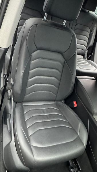 Volkswagen Touareg (2020) - fotka 8 z 27